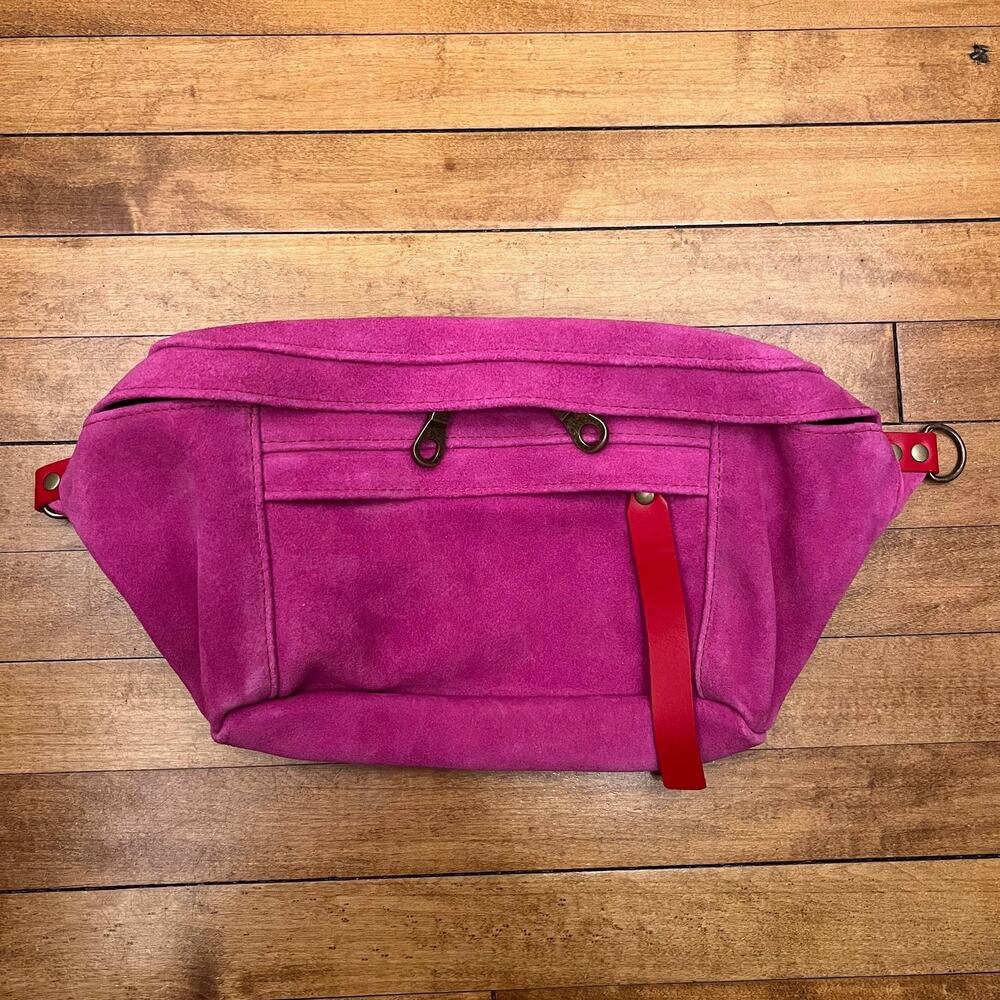 Parker Thatch Cross Your Heart Sling Bag Fuchsia Suede Crossbody Fanny Purse